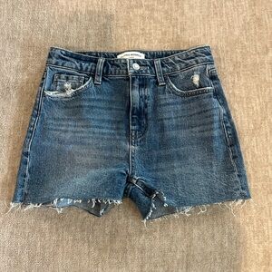 Flying Monkey Exclusive
Girls - High Rise Stretch Short Light Blue Denim Shorts